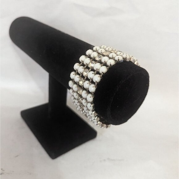 Vintage bracelet rhinestone and white beads statement Estate 7 inch - Picture 3 of 11